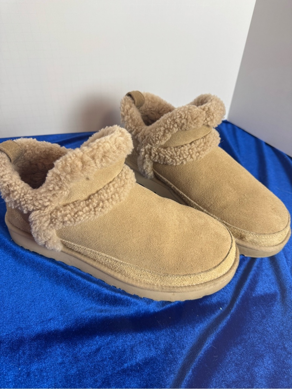 UGG Women's Classic Ultra Mini Spillseam Genuine Shearling Bootie- Camel